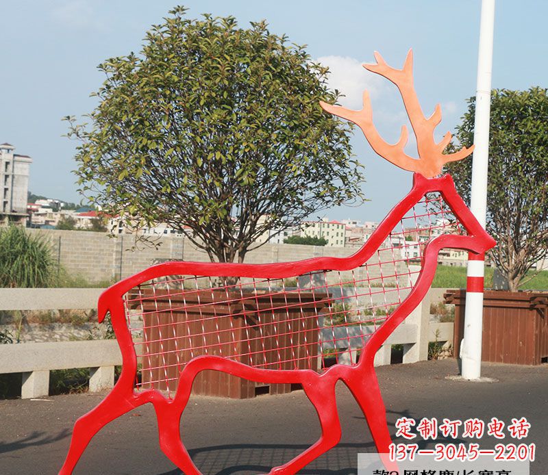 福建不锈钢动物雕塑——鹿