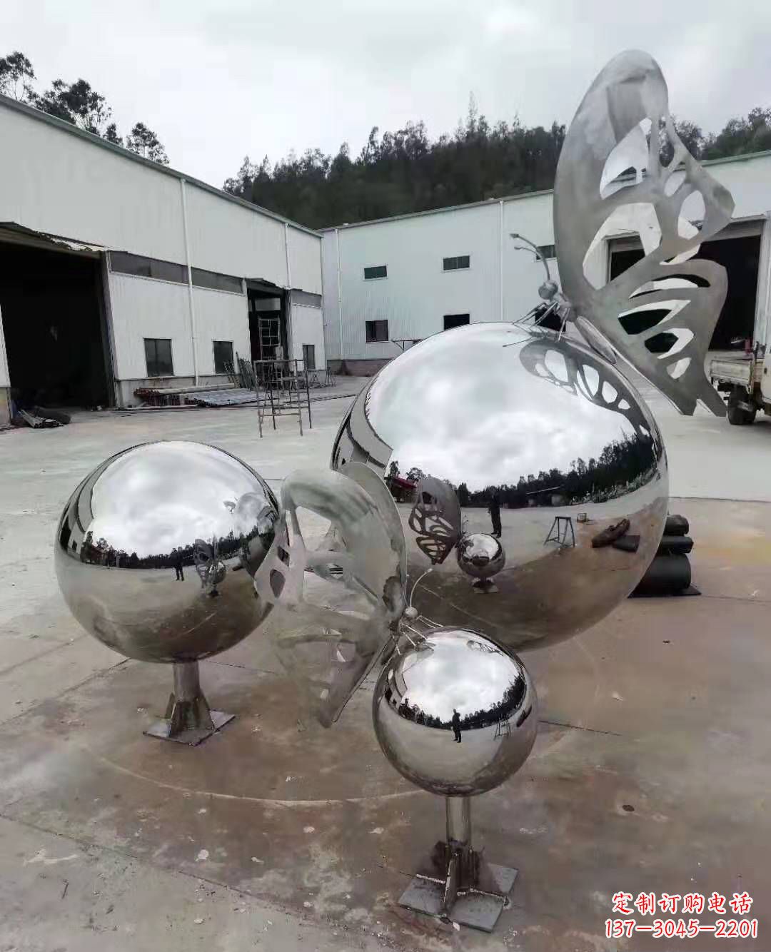 福建不锈钢蝴蝶雕塑户外摆件广场动物雕塑