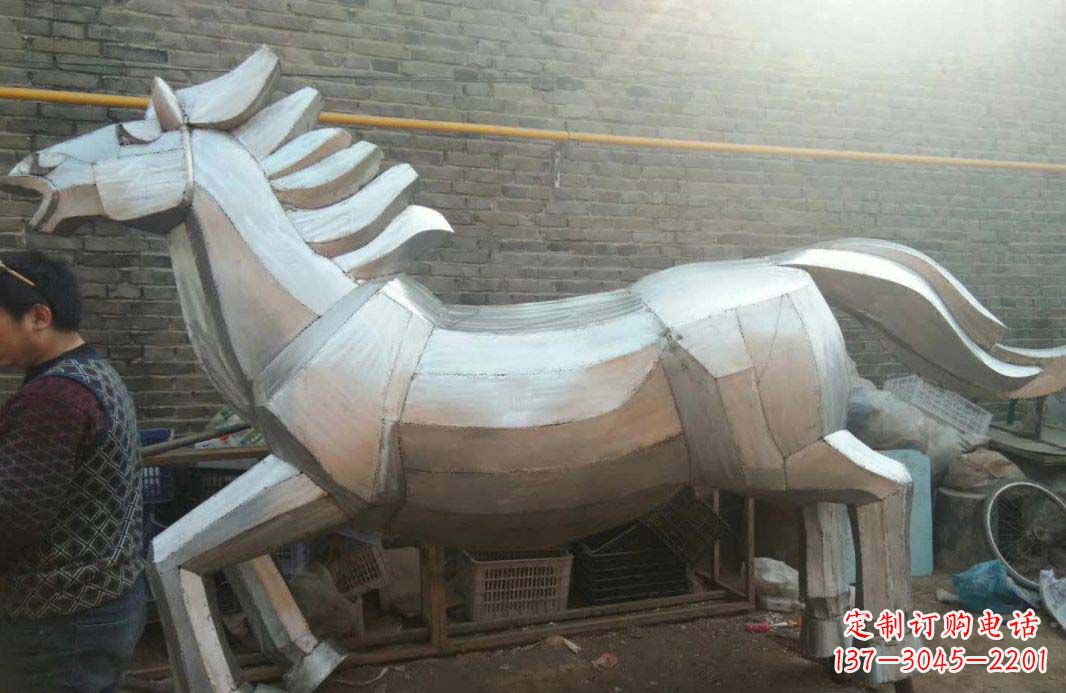 福建不锈钢户外马雕塑精美的艺术装点