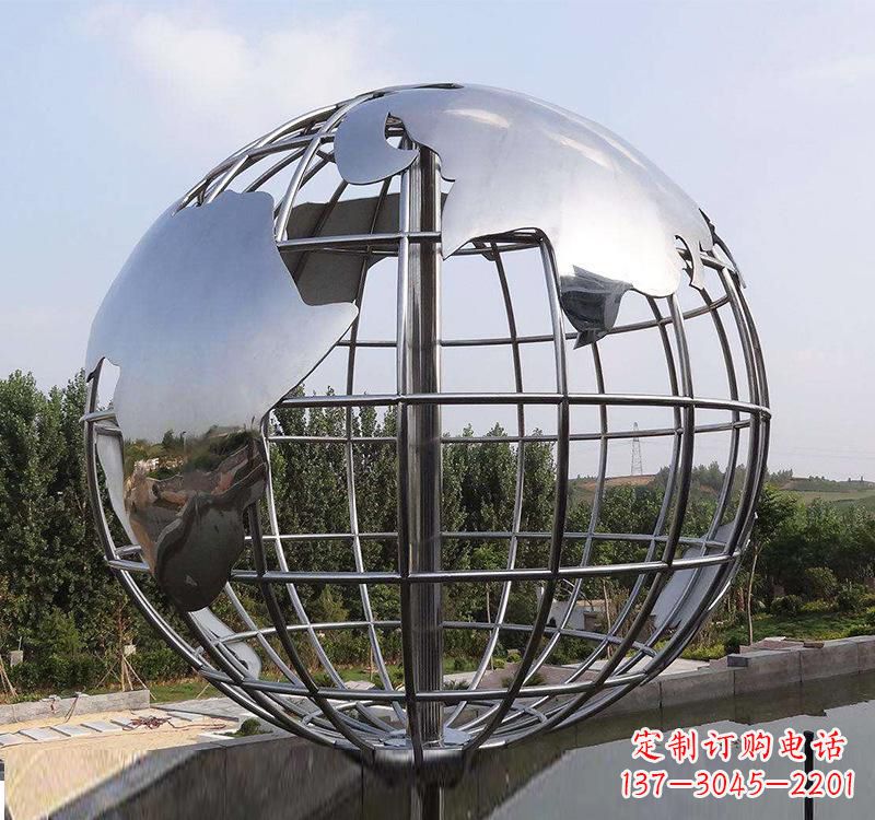 福建不锈钢户外地球仪雕塑一件既美观又能提醒人们环保的艺术品