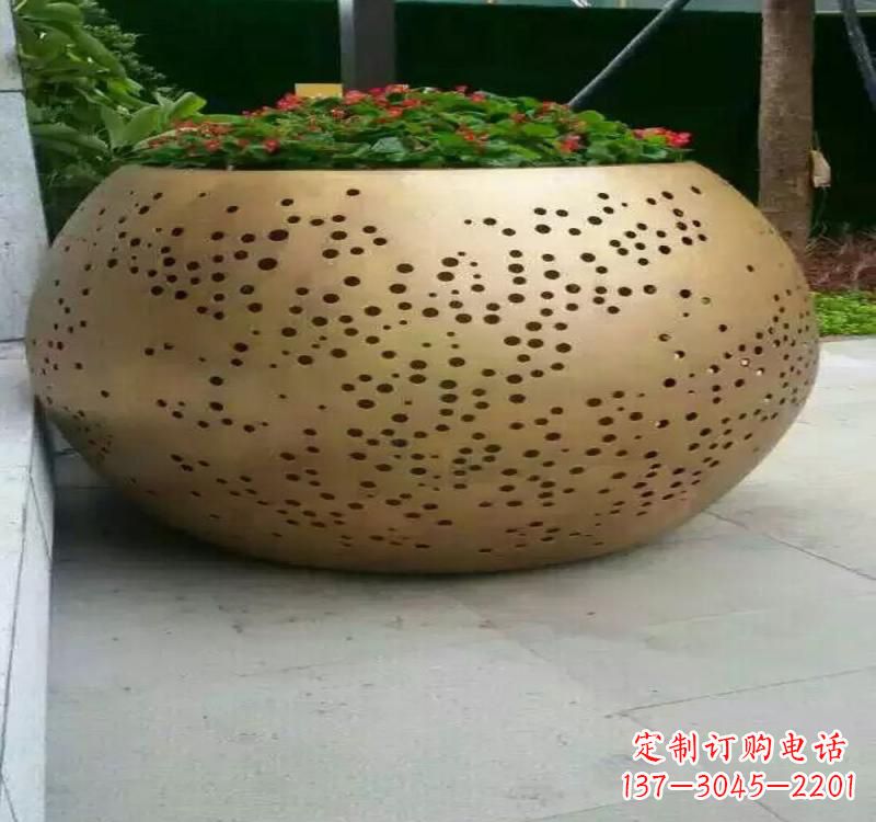 福建不锈钢户外花盆雕塑