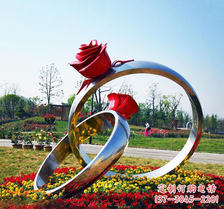福建精美不锈钢戒指雕塑