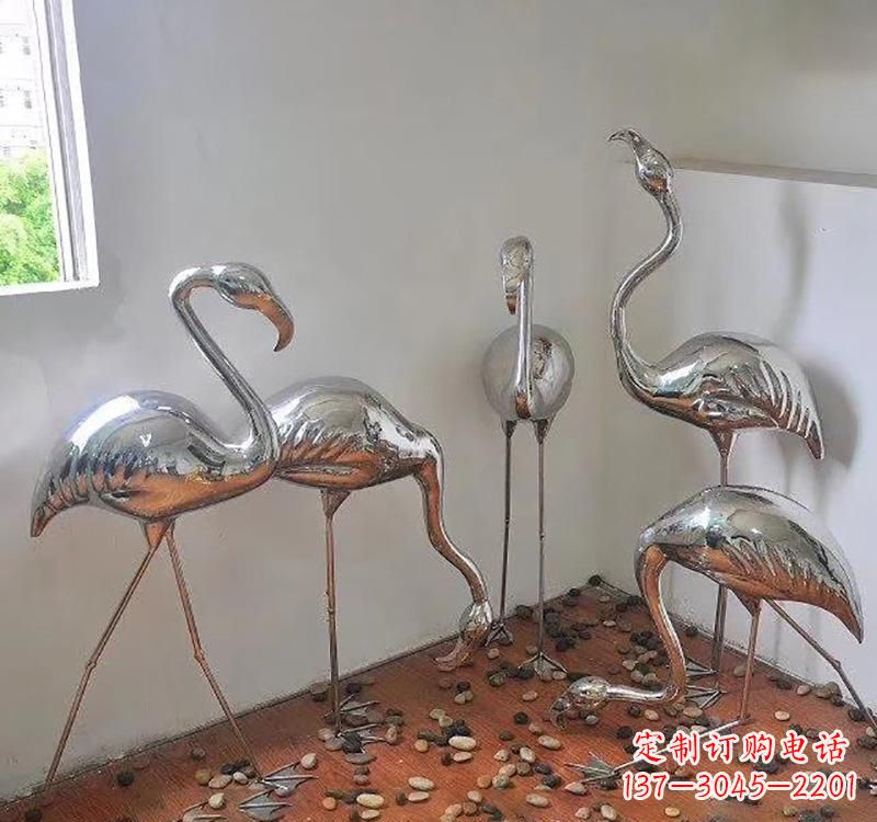 福建不锈钢火烈鸟象征勇气与活力