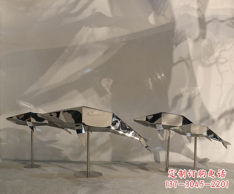 福建不锈钢镜面抽象几何海豚雕塑