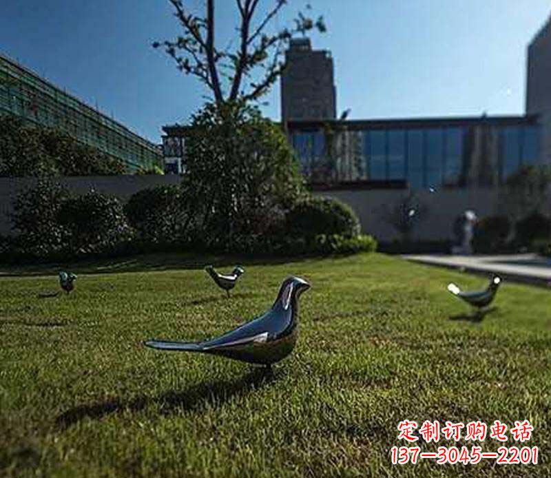 福建不锈钢镜面鸽子雕塑象征和平与美丽