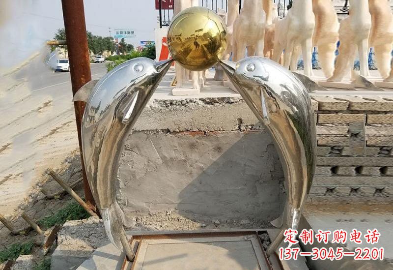 福建不锈钢镜面海豚顶球雕塑