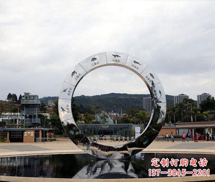 福建不锈钢恐龙浮雕圆环雕塑