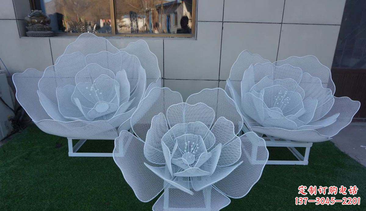 福建不锈钢荷花雕塑一种精美而经久不衰的艺术品