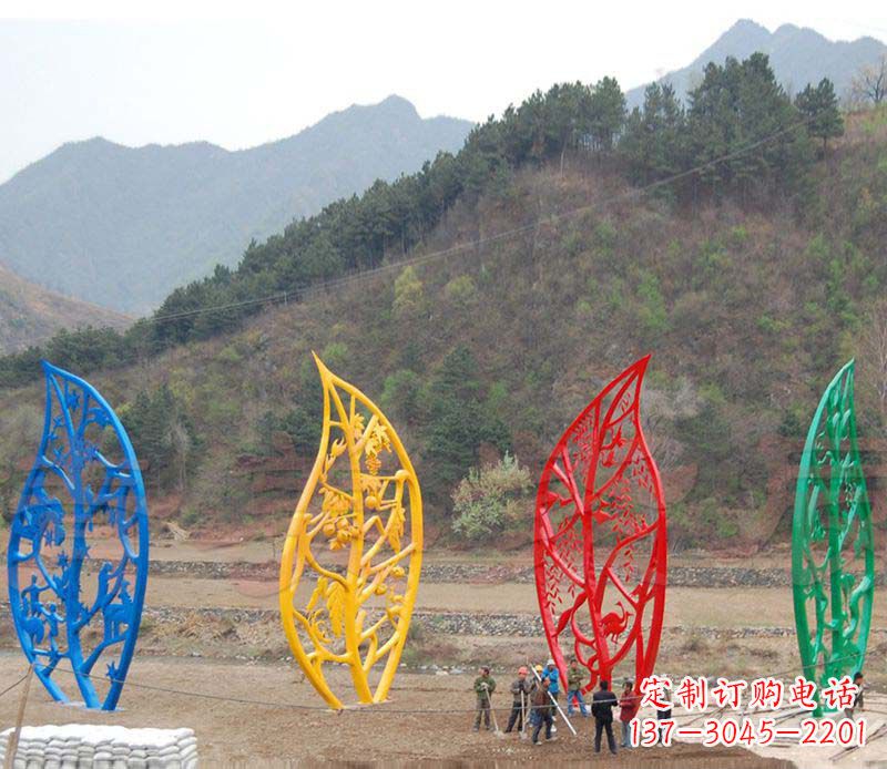 福建不锈钢镂空树叶景观雕塑精美绝伦