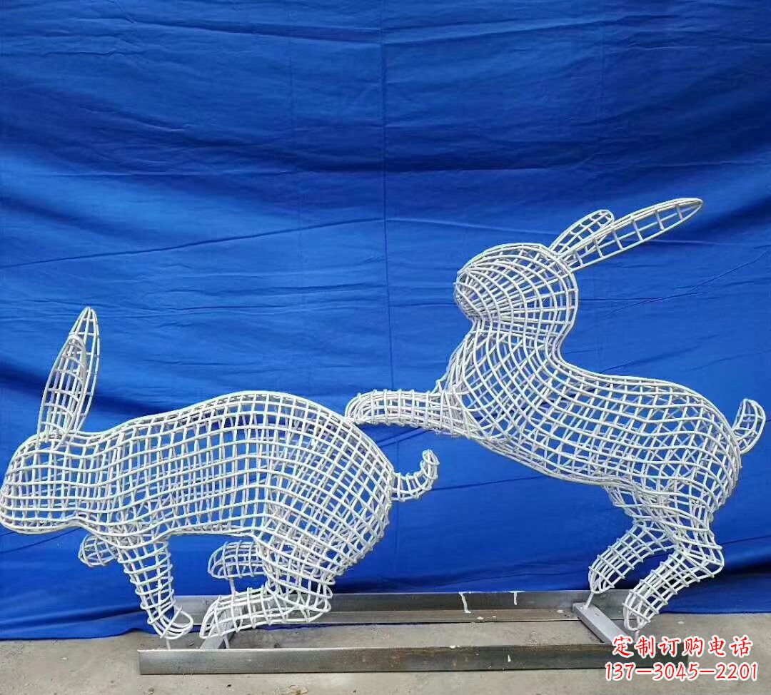 福建不锈钢镂空兔子精美雕塑展现可爱