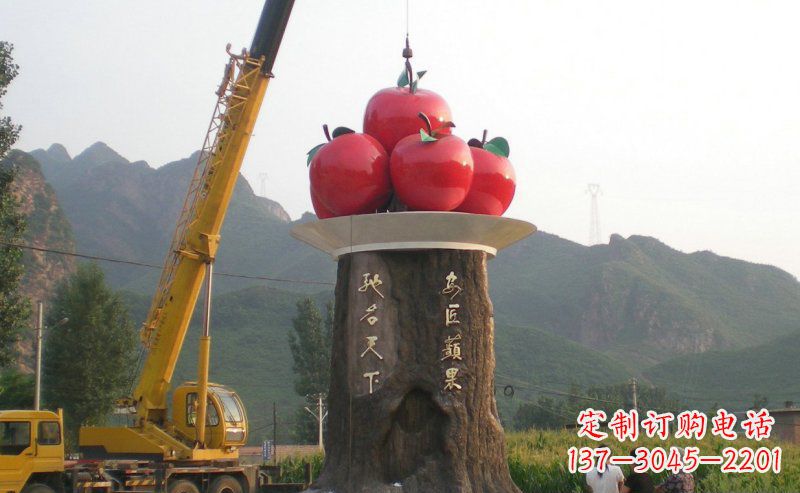 福建不锈钢苹果雕塑艺术与科技的结合