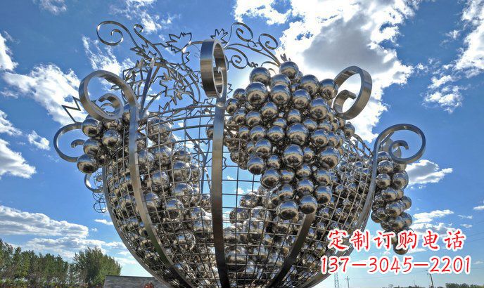 福建不锈钢葡萄雕塑精致美观、经久耐用