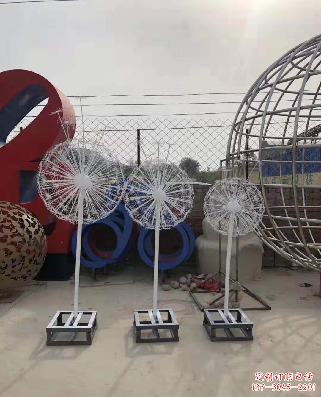福建不锈钢蒲公英雕塑点亮园林景观