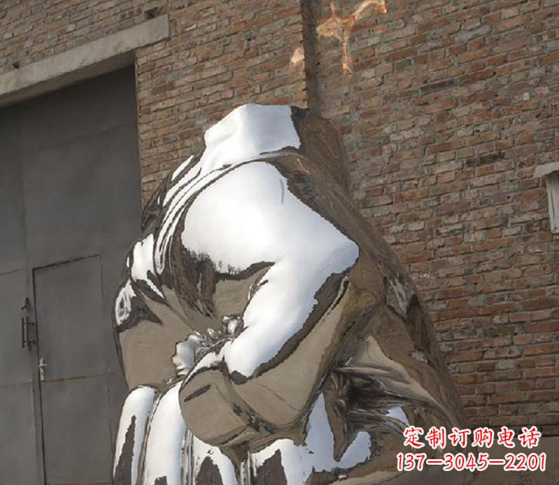 福建不锈钢拳头雕塑