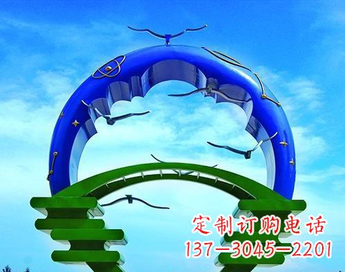 福建海洋书籍雕塑——记忆中的校园美景
