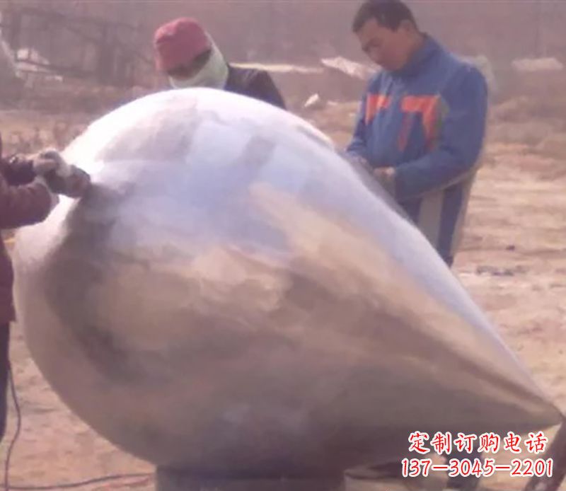 福建不锈钢水滴雕塑精致美丽的艺术品