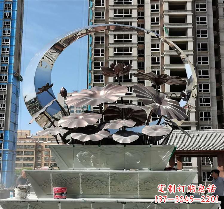 福建不锈钢荷花雕塑把宁静的自然融入城市