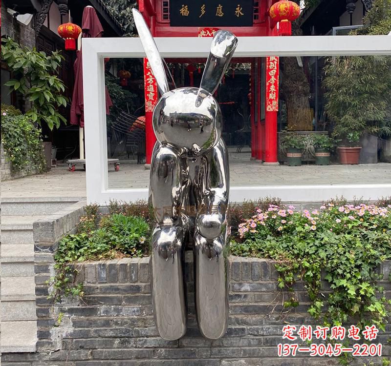 福建不锈钢兔子雕塑精美的艺术作品