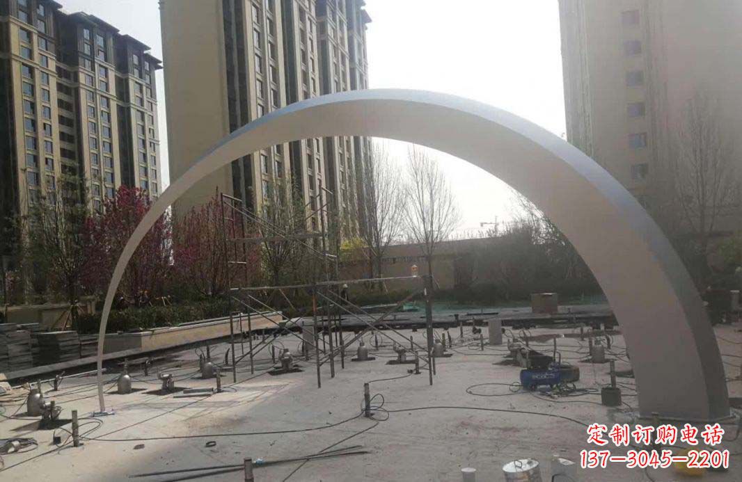 福建不锈钢小区拱门雕塑美化环境