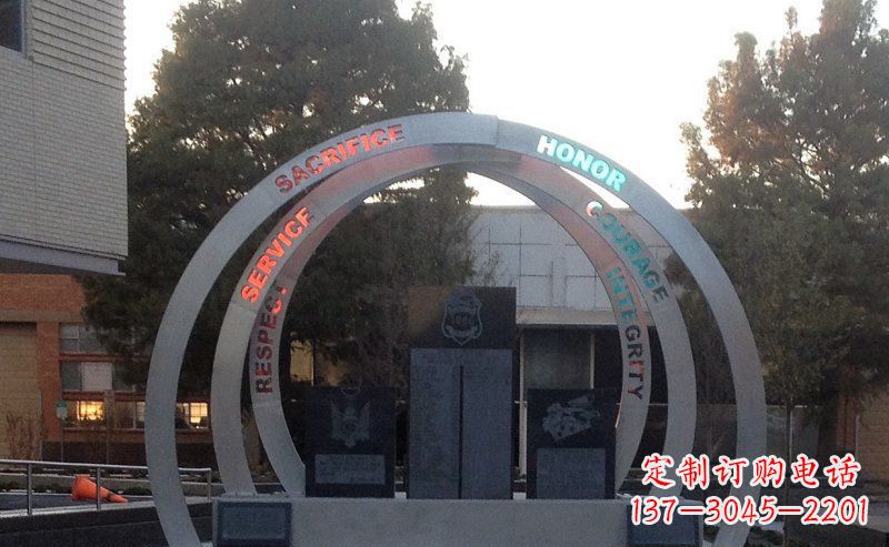 福建不锈钢艺术门圆环雕塑