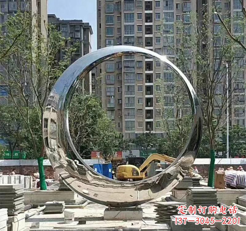 福建不锈钢艺术圆环雕塑——艺术的精粹