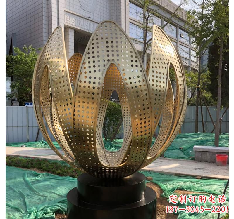 福建不锈钢拱门雕塑以艺术之美装点园林