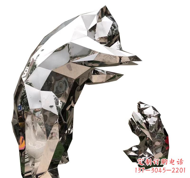 福建不锈钢园林熊猫雕塑——传承中国文化