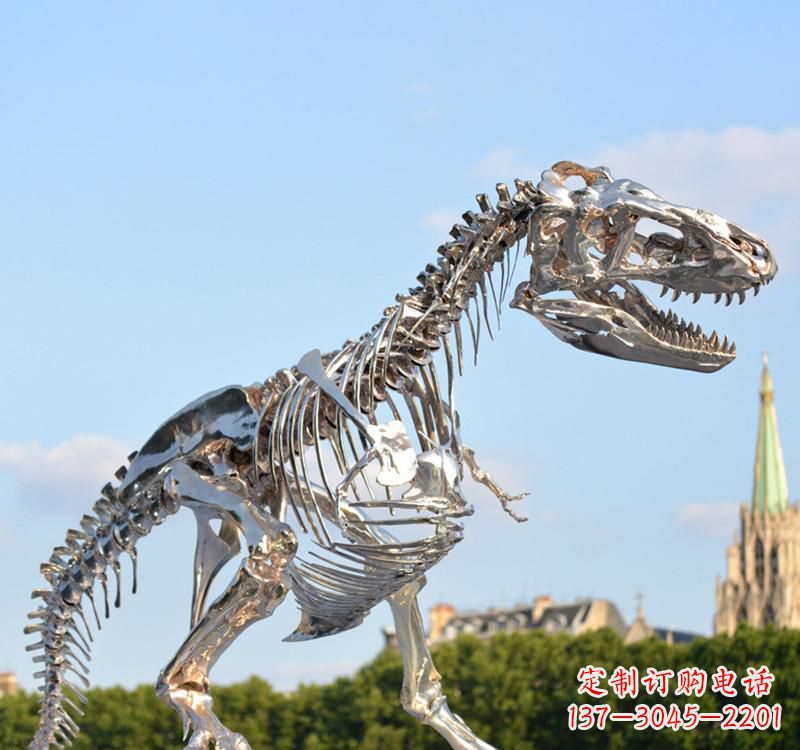 福建不锈钢恐龙雕塑精致纪念它们的存在