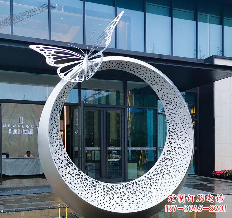 福建不锈钢园林戒指雕塑精美细腻的艺术品