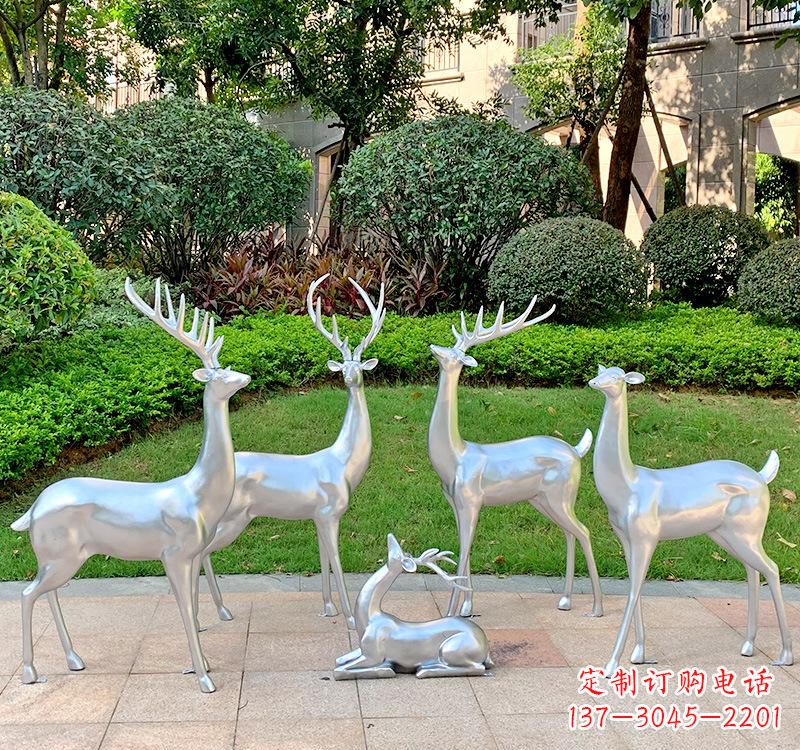 福建不锈钢园林小鹿雕塑美丽的艺术点缀