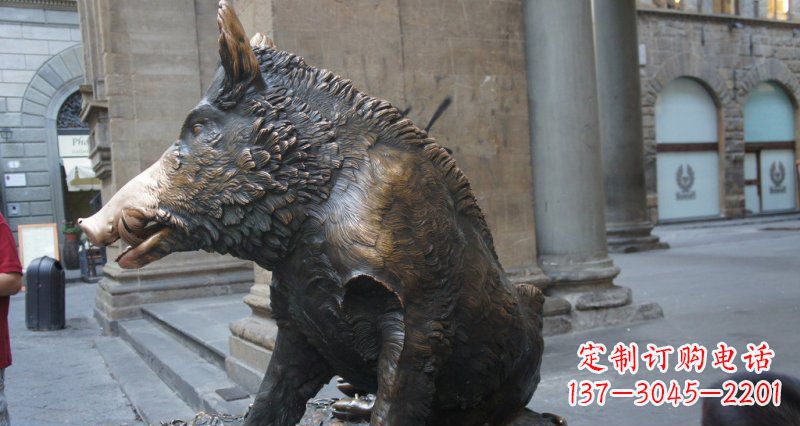 福建步行街野猪景观铜雕