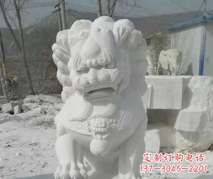福建狮子雕塑踩绣球石狮子寺庙的独特景观