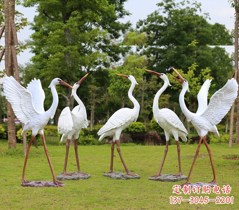 福建精美仙鹤雕塑——玻璃钢材质的绝美佳作