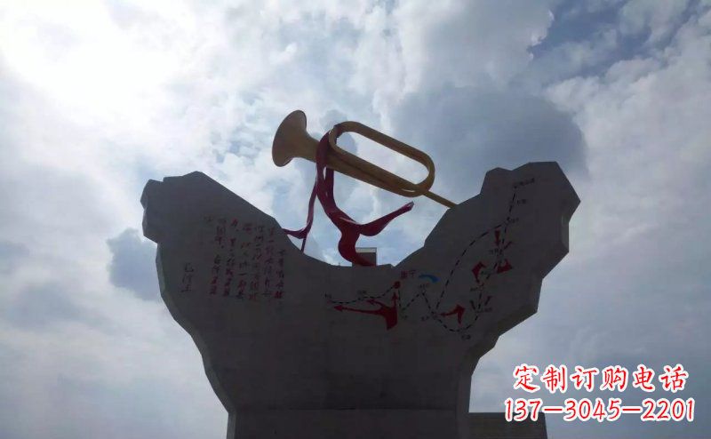 福建革命烈士冲锋号雕塑让革命历史长存