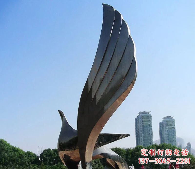 福建不锈钢翅膀雕塑象征着自由的美