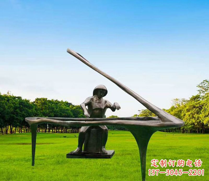 福建钢琴之音铸成雕塑
