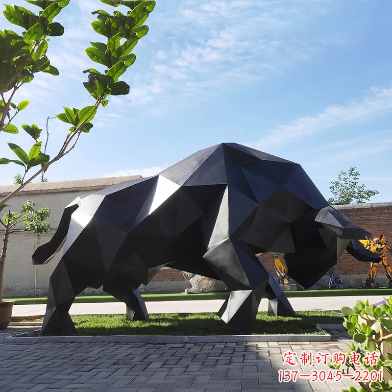 福建华尔街的绚丽动物雕塑