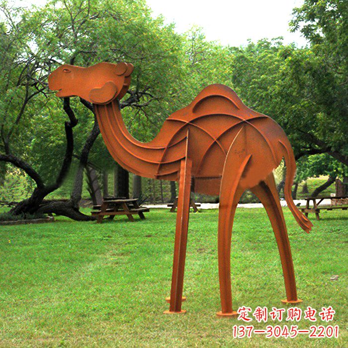 福建骆驼雕塑——一种艺术精美的公园装饰