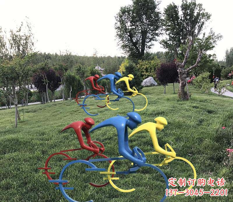 福建抽象的自行车雕塑——构筑美丽的公园景观