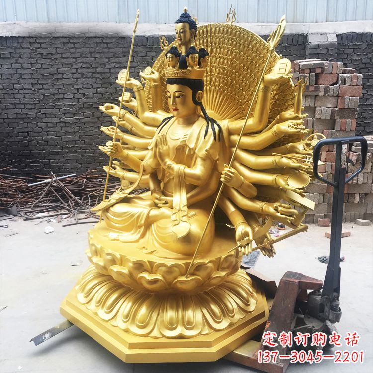 福建精美纯铜千手观音雕塑
