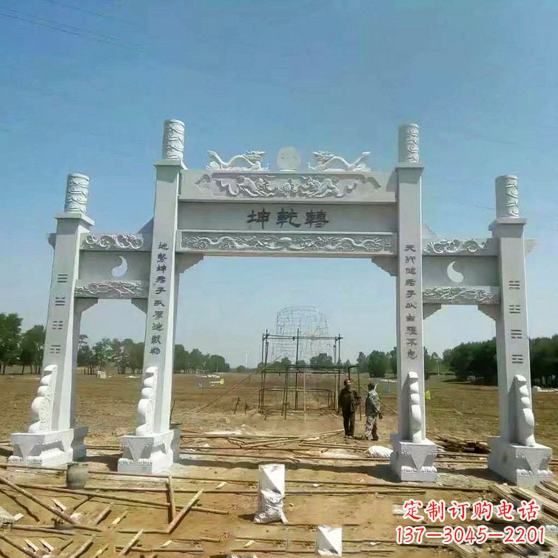 福建牌坊雕塑村庄精灵