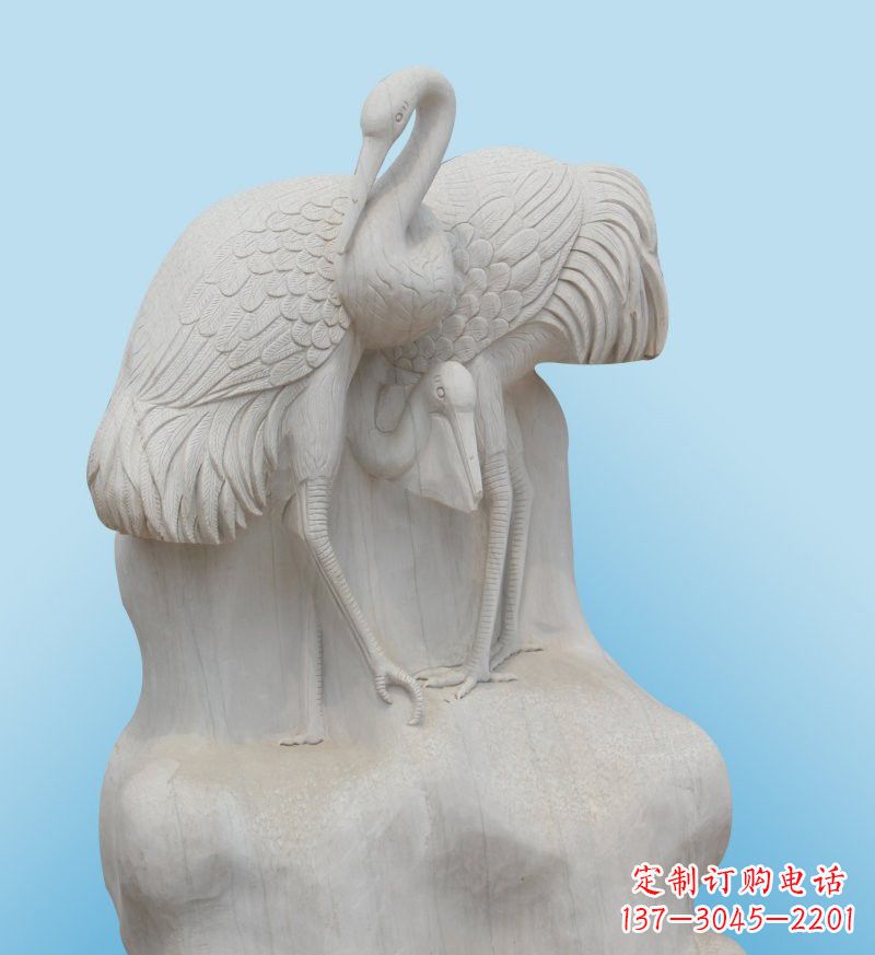 福建大理石制作的丹顶鹤雕塑