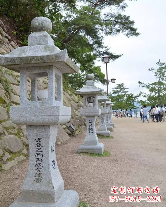 福建精美古典大理石宫灯雕塑