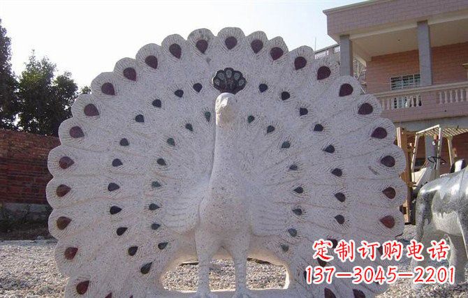 福建精美绝伦的孔雀石雕塑
