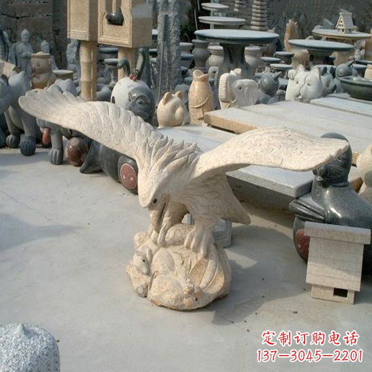 福建古朴高贵的老鹰大理石雕塑