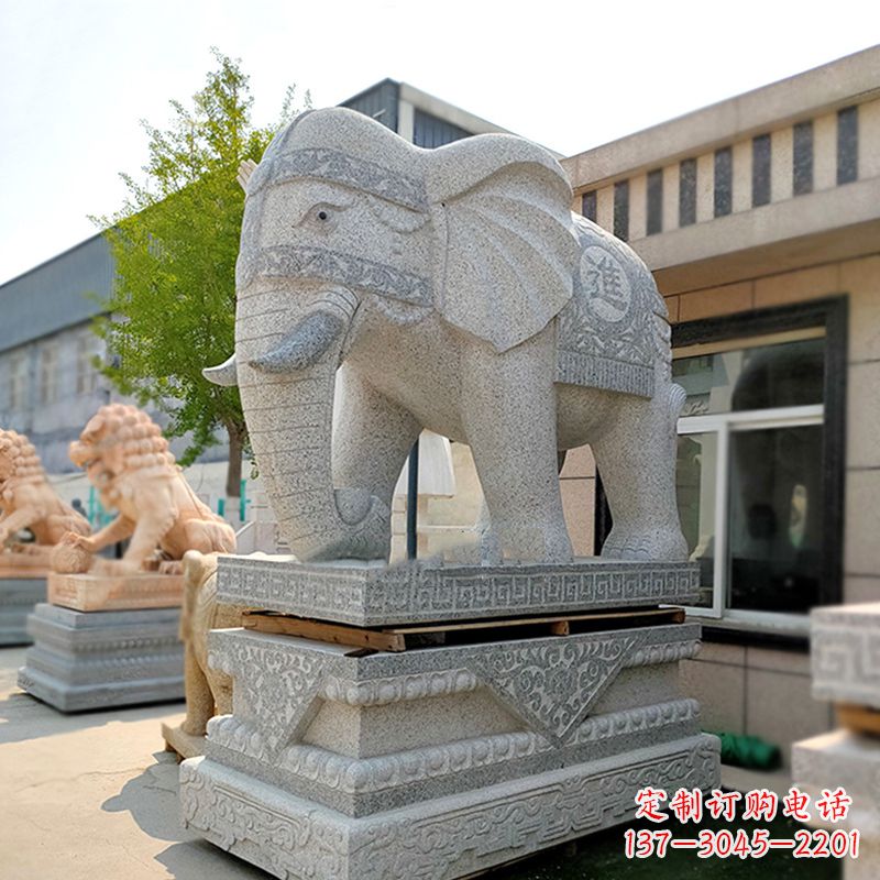 福建新颖雄伟的大象雕塑