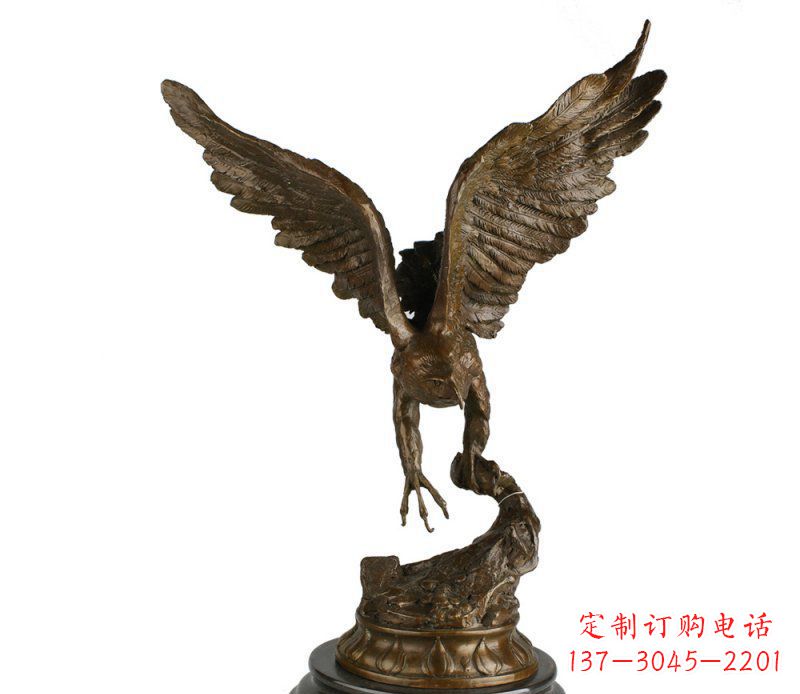 福建大鹏展翅老鹰铜雕塑