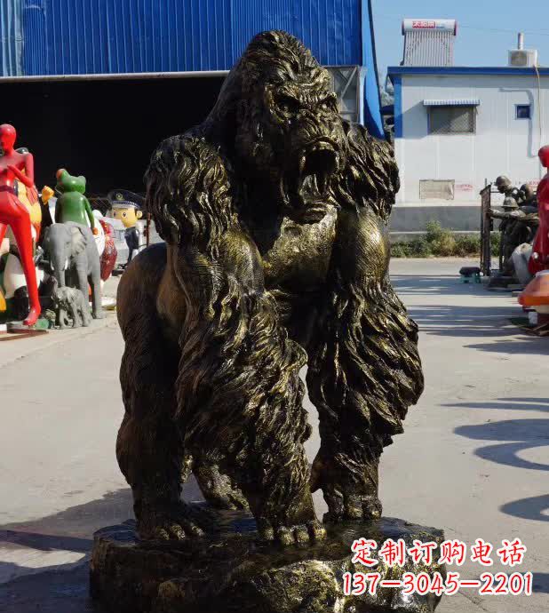 福建中领雕塑精美的猩猩铜雕