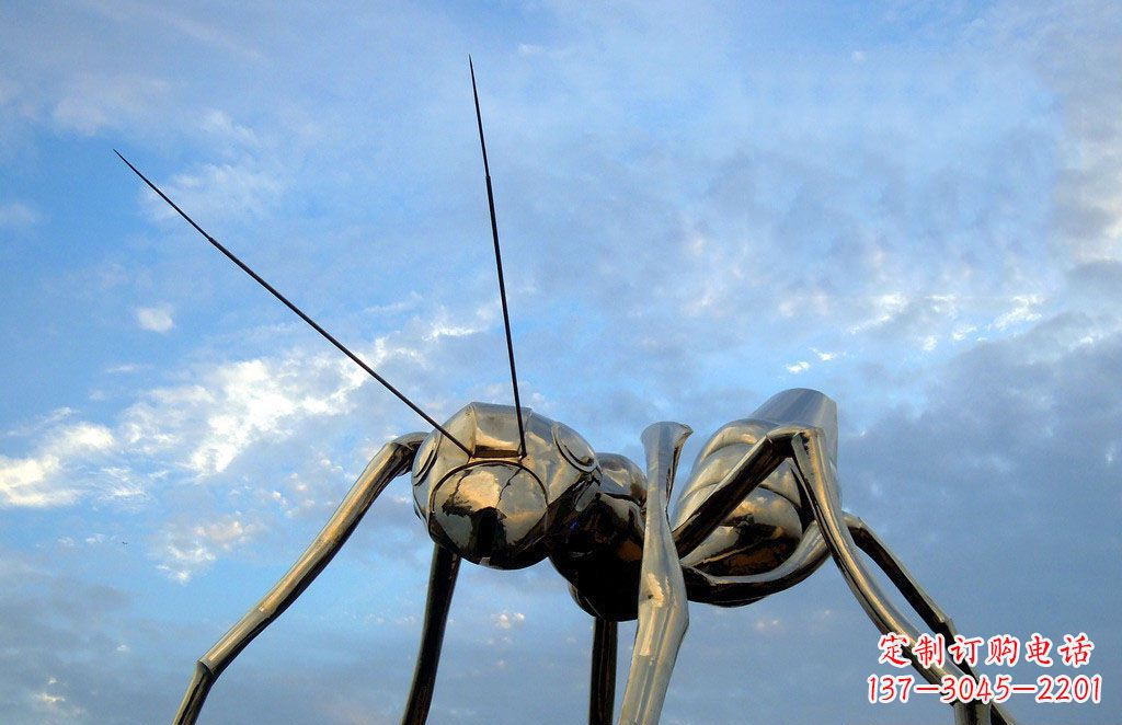 福建精致优雅的不锈钢蚂蚁雕塑