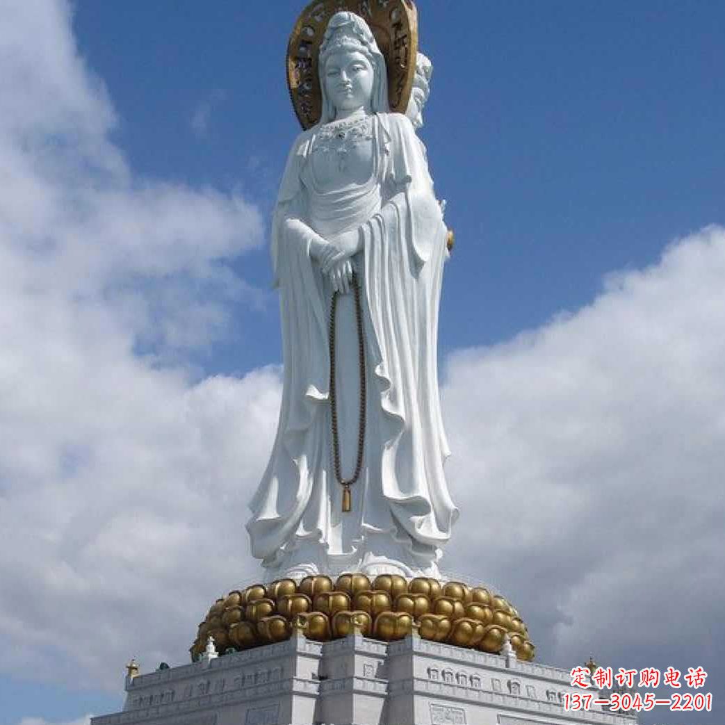 福建汇聚神灵精灵的大型观音石雕